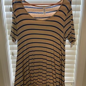 XXS lularoe perfect Tee